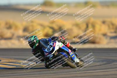 media/Nov-17-2024-CVMA (Sun) [[1fec520723]]/Race 18-Supersport Middleweight/